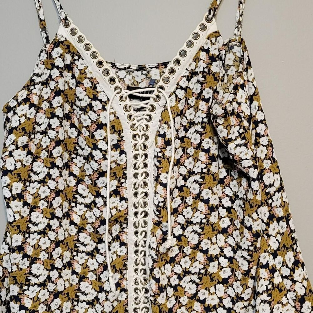 Goldie Women's Large Black Cream Floral Lace up Top Boho Alt Festival